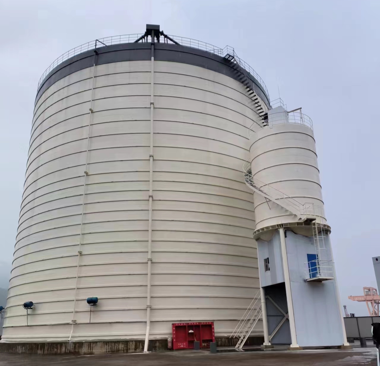 南岳10万吨水泥钢板库